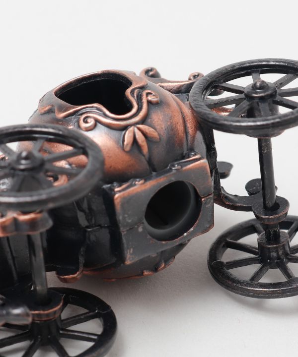 �A���e�B�[�N�V���[�v�i�[