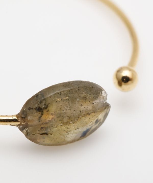 �J�b�g�΃����O