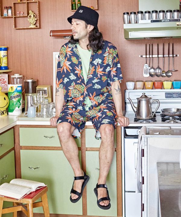 �g���������Y�^���N�s�n�o�ySURF&Palms�z