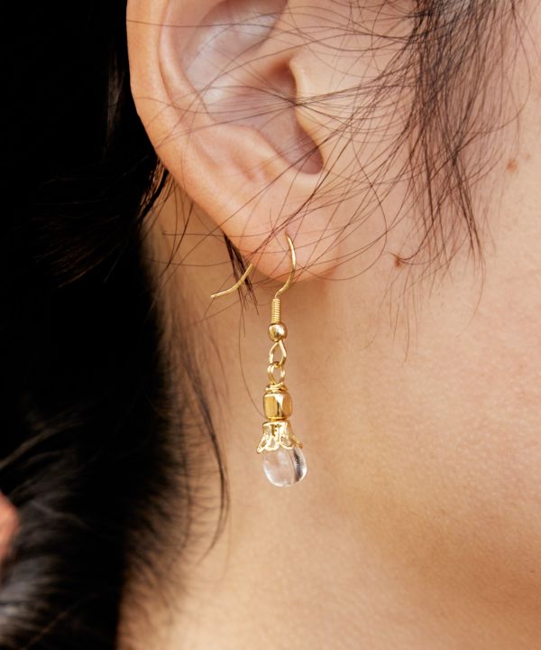 �����e�B�A�s�A�X