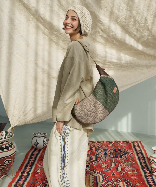 ���[�W���N���Z���g�a�`�f