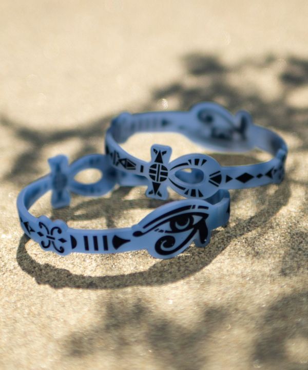 �t�u�`�F���W�A�C�A���N���b�g