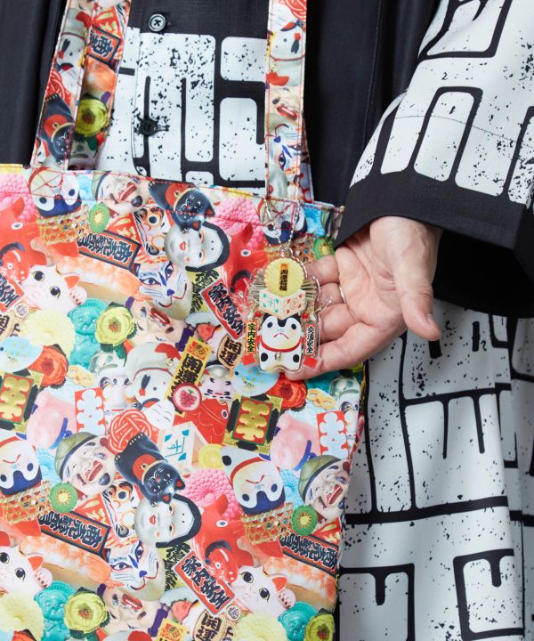 �J�^�����L�[�z���_�[