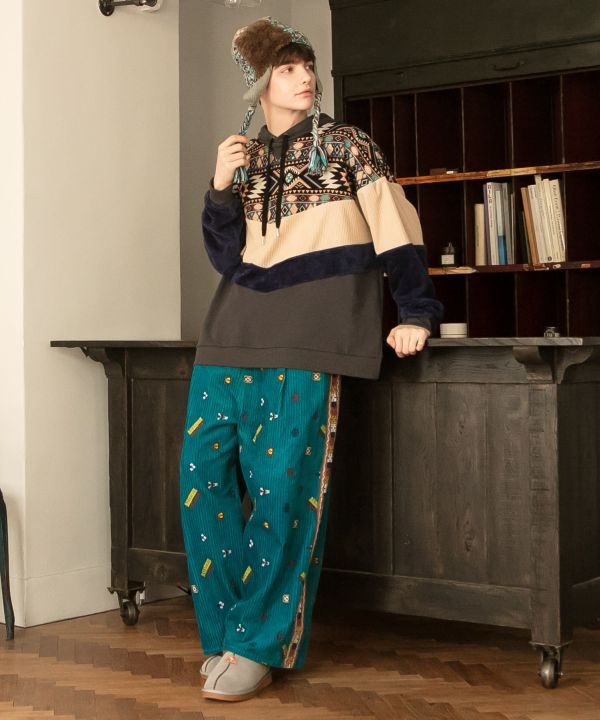 ボサボ　スタッズ付き黒スエードサボ　ウッドソール　7 Sabo Sandals Antique studs／BOSABO（ボサボ） / Shop ZUTTO