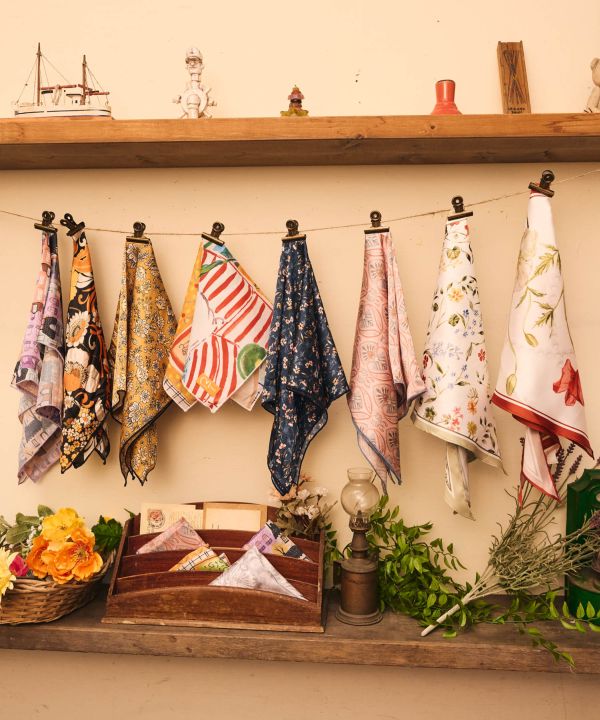 �yFrom�t�����X�z�~�����[�Y�n�E�X�X�J�[�t