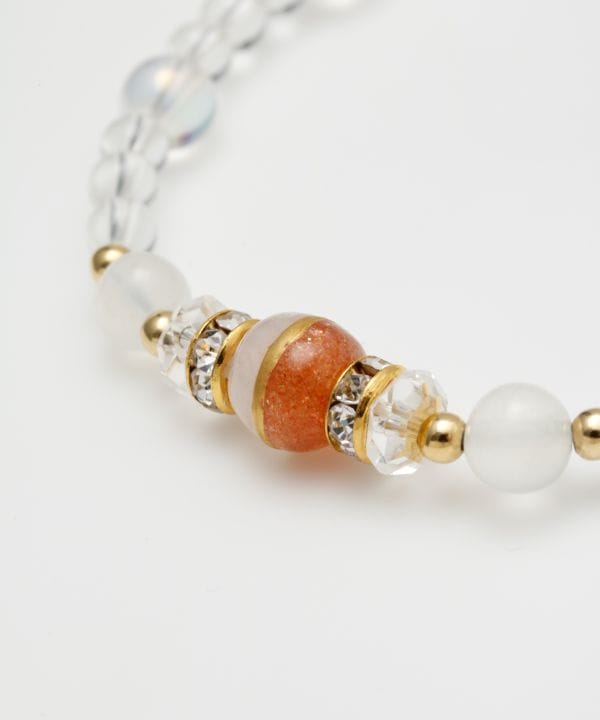 �O�M�q�΃u���X�@�A�}�e���X�c�N���~