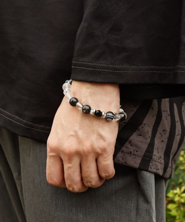 �����Y�_�l���u���X�@�C�U�i�M�C�U�i�~