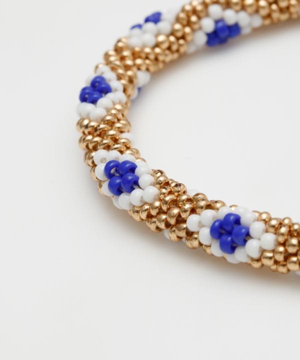 �����A���E���h�u���X