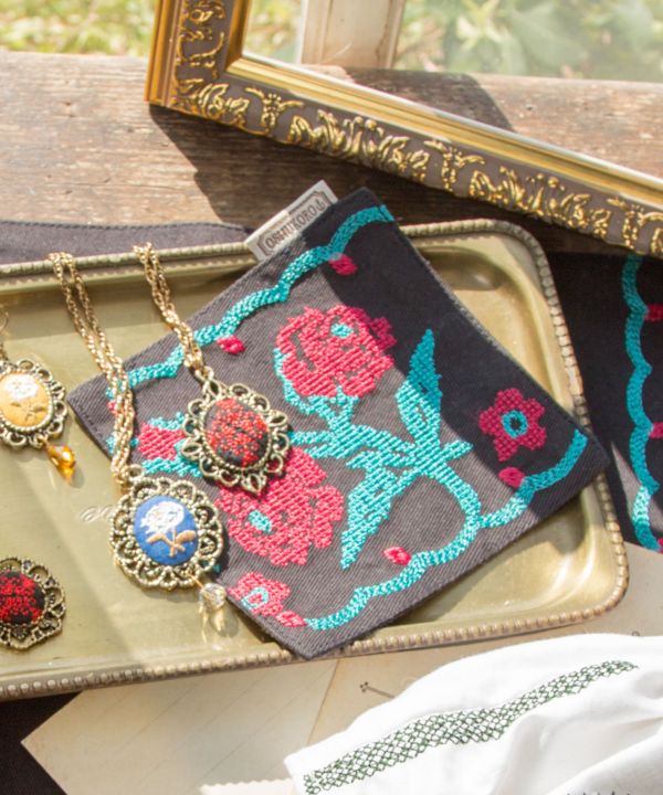 ���}�j�A�R�[�X�^�[