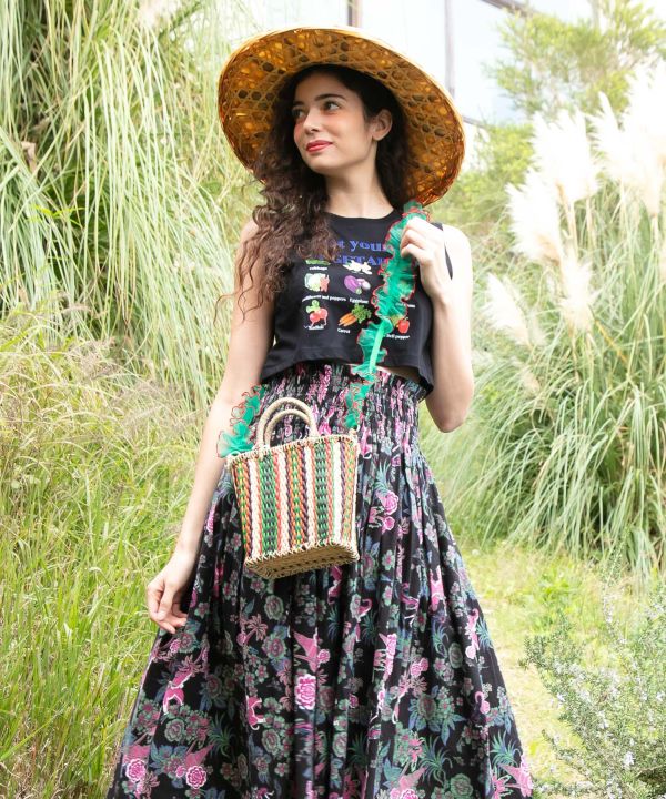 �T�R�i�R�J�S�a�`�f�@�r