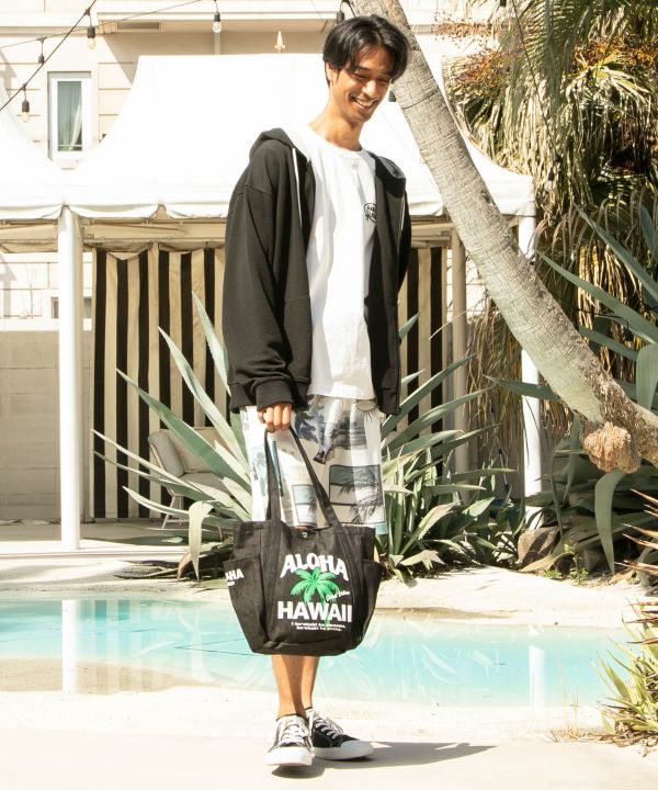 �J�n���E�����Y�y�h�o�p�[�J�[�ySURF&Palms�z