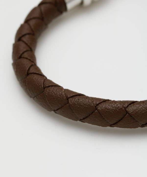 �����Y�i���J�C���U�[�u���X