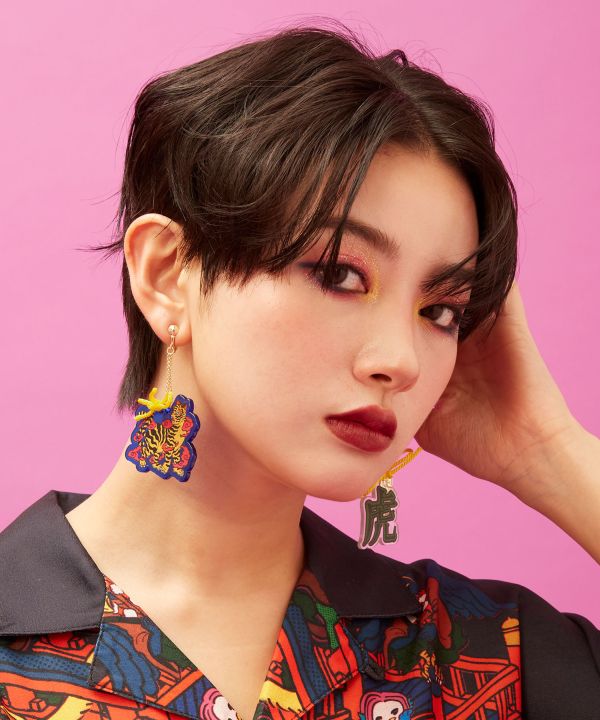 �A�N�����C�������O�s�����ǎq×�`����J���t