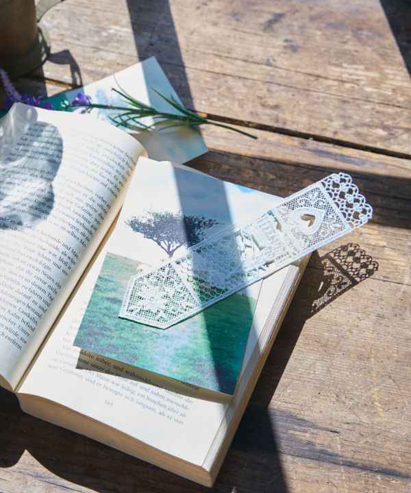 ���[�X�u�b�N�}�[�N