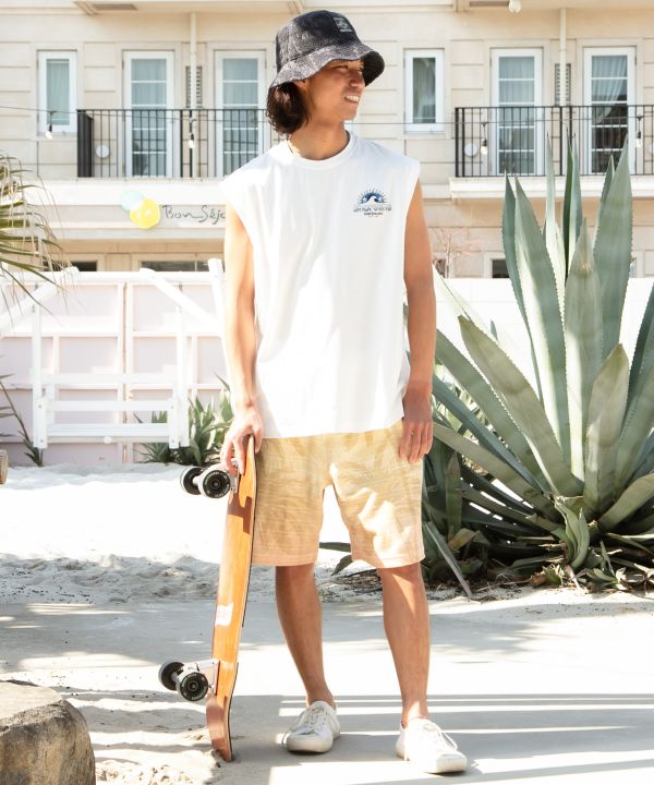 �q�I���j�g�`�s�ySURF&Palms�z