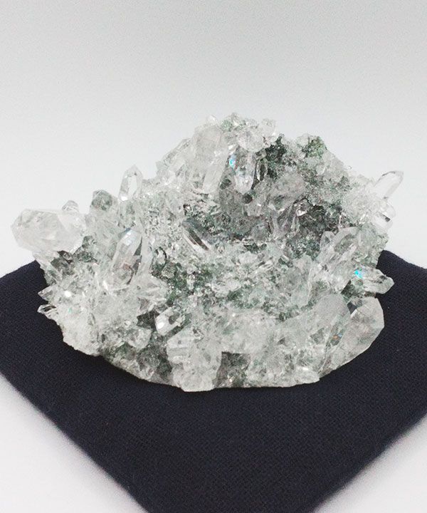 �y��_���z�q�}�����N���X�^�[170g