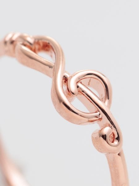 �g���L�������O