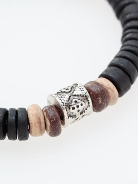 �����Y�T���E�b�h�u���X