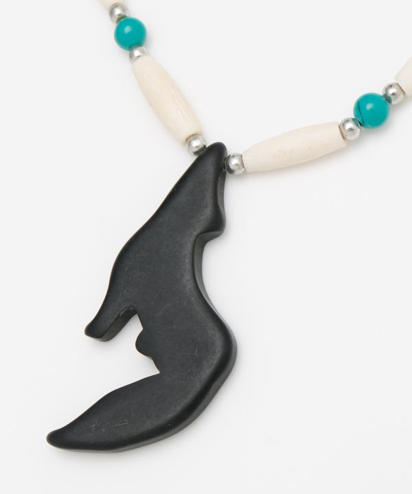 �����Y�t�F�e�B�b�V���l�b�N���X