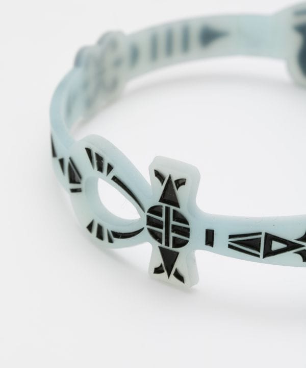 �t�u�`�F���W�A�C�A���N���b�g