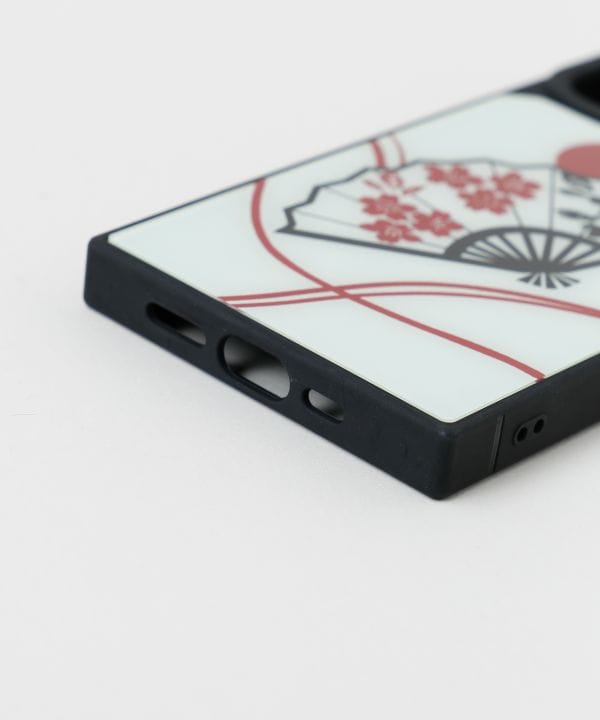 [iPhone13/14/15]�X�N�G�A�ߐ�