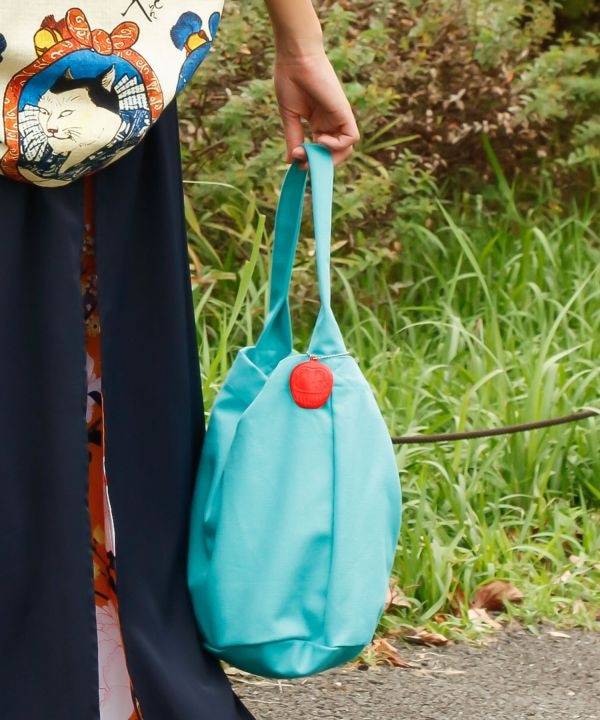 ���{���t���N�^�[�L�[�z���_�[