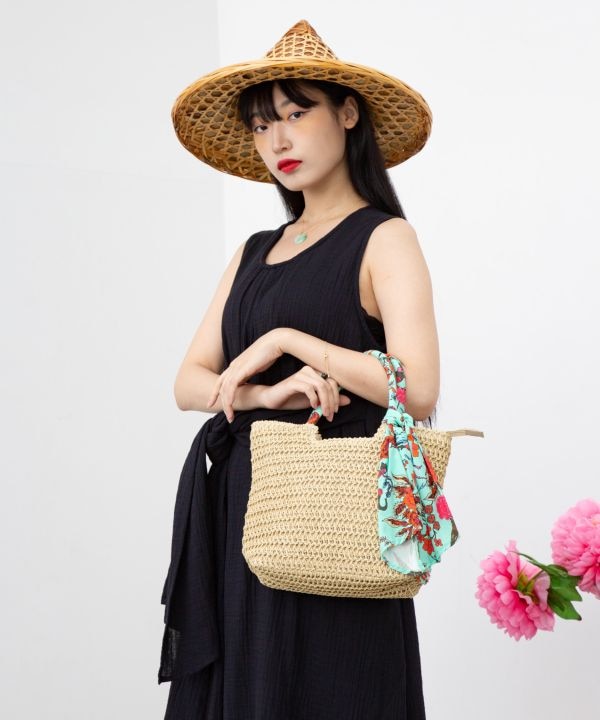 �{�w�N�����~�j�g�[�g