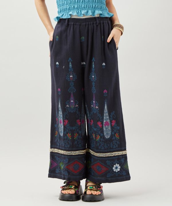 �A�i�[�V���p���c