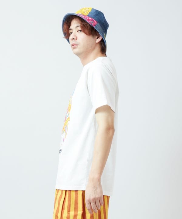 �q�s�x�������YT�V���c�yAmina×grn�z