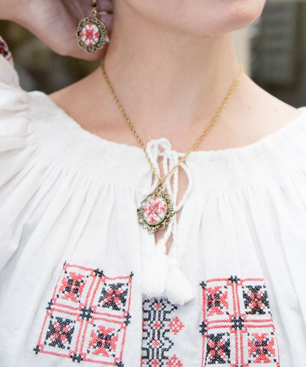 ���}�j�A�l�b�N���X