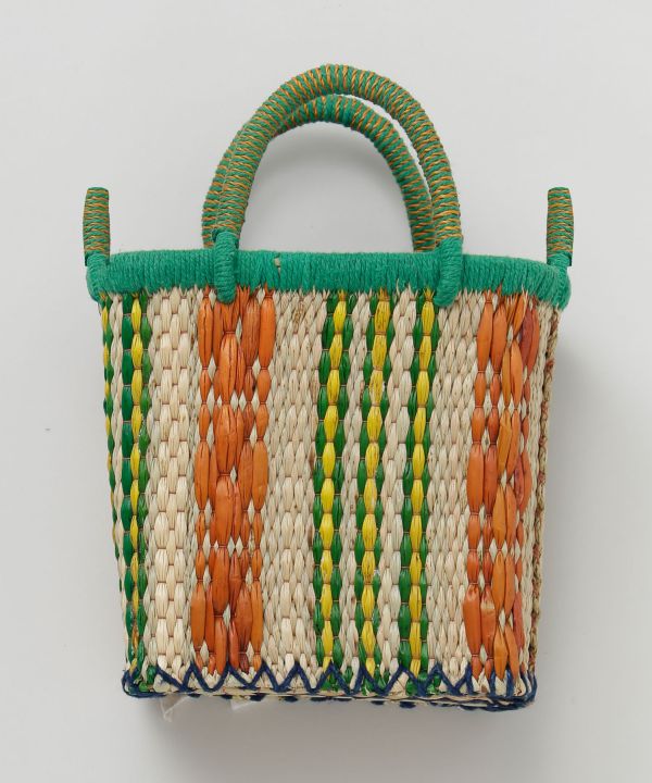 �T�R�i�R�J�S�a�`�f�@�r