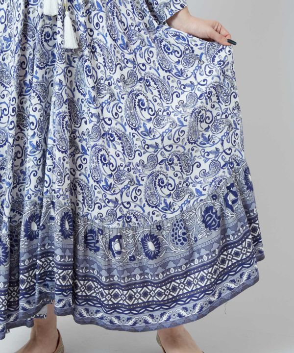 �A�V���[�i�����s�[�X