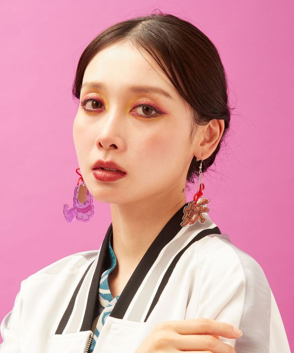 �A�N�����s�A�X�s�����ǎq×�`����J���t