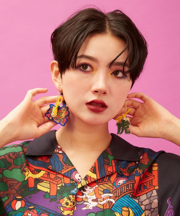 �A�N�����C�������O�s�����ǎq×�`����J���t