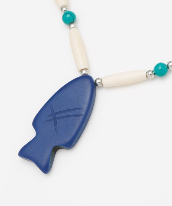 �����Y�t�F�e�B�b�V���l�b�N���X