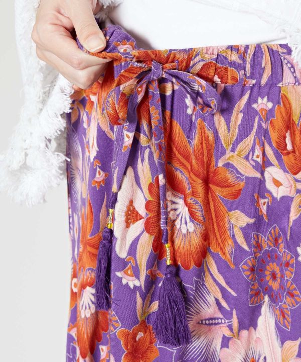 �A���[�i�X�J�[�g