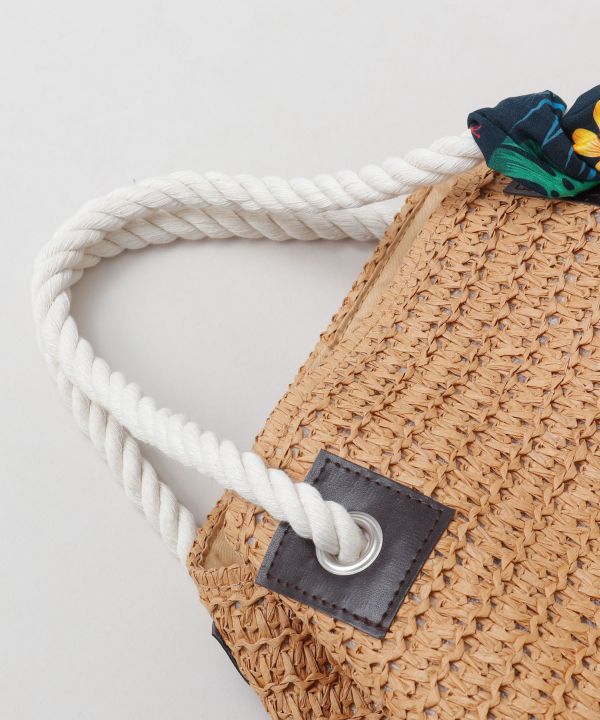 �A�l���g�[�g