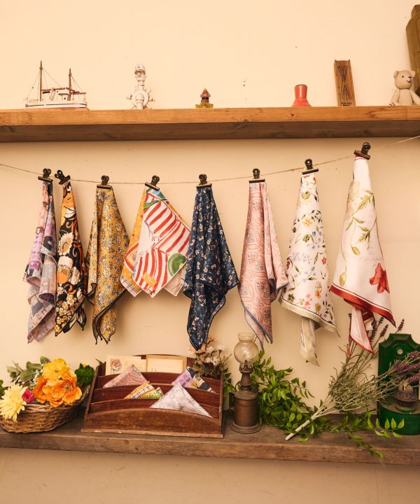 �yFrom�t�����X�z�~�����[�Y�t���[���X�J�[�t