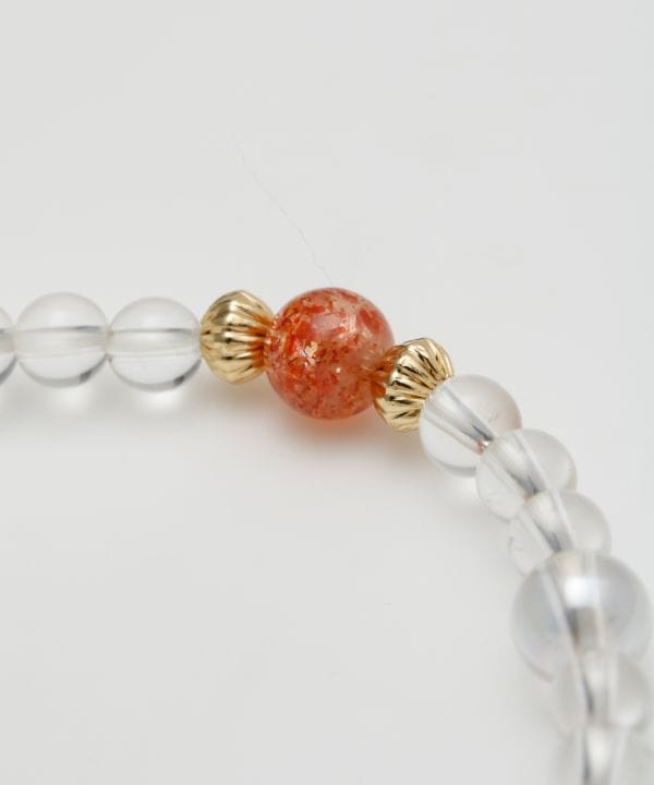 �O�M�q�΃u���X�@�A�}�e���X�c�N���~