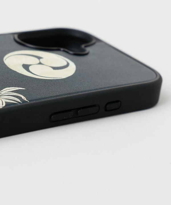 [iPhone16]���ߏ��ƎO�b