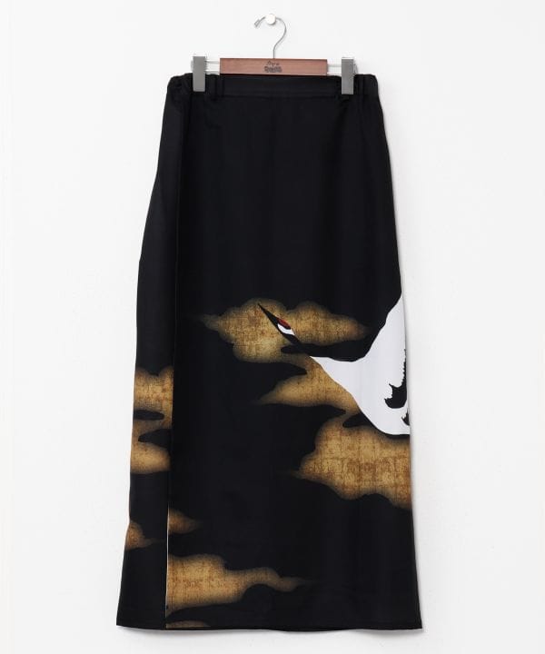 �ߎ��ѕt���X�J�[�g