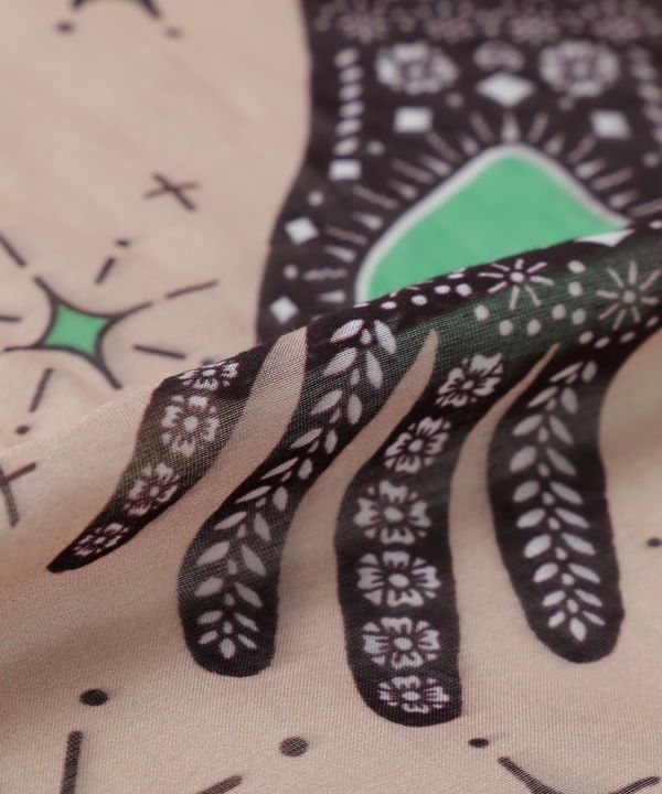 �A�~�b�g�X�J�[�t