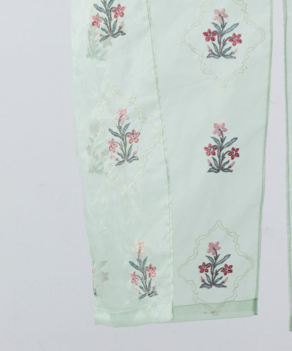 �������m����