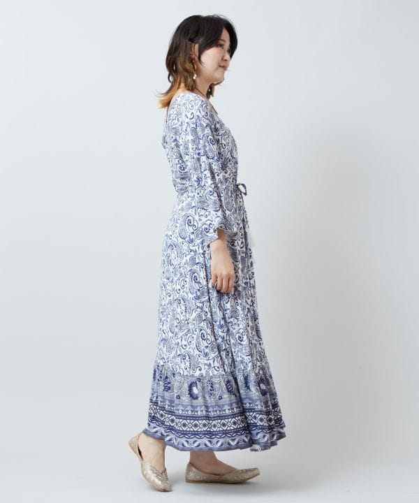 �A�V���[�i�����s�[�X