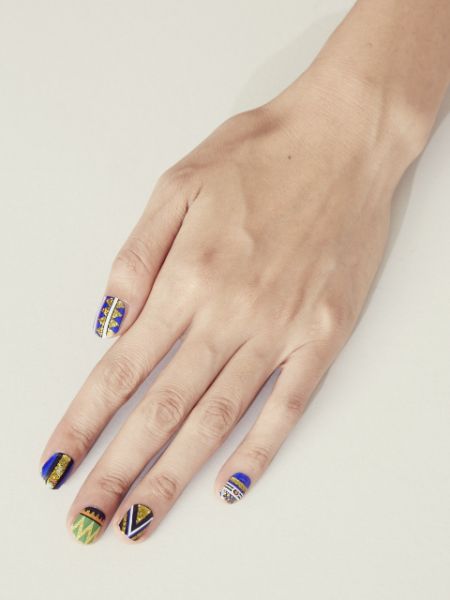 �f�R�b�e�����l�C���V�[��