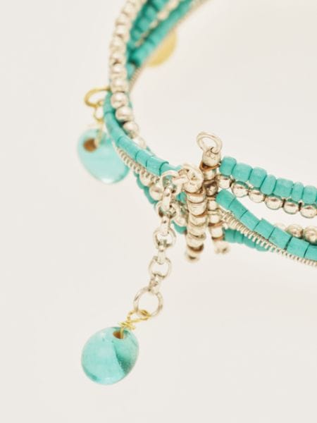 �e�B�A�[�o���O��