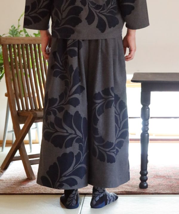 kikomi様 VINTAGE WASHED CURVED DENIM（デニムパンツ）｜WYM LIDNM