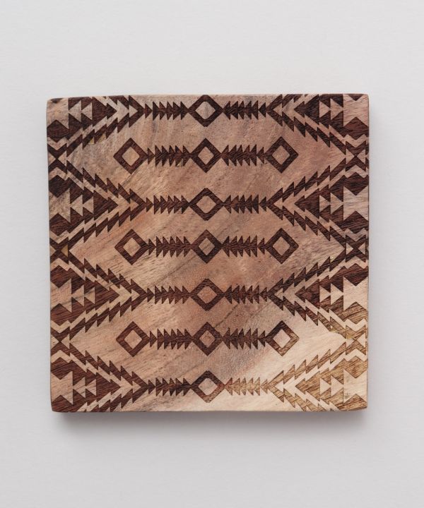 �m�}�f�B�R�[�X�^�[