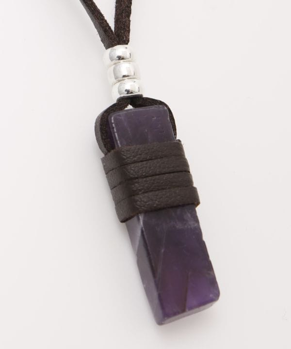 �����Y�X�g�e�B�b�N�l�b�N���X