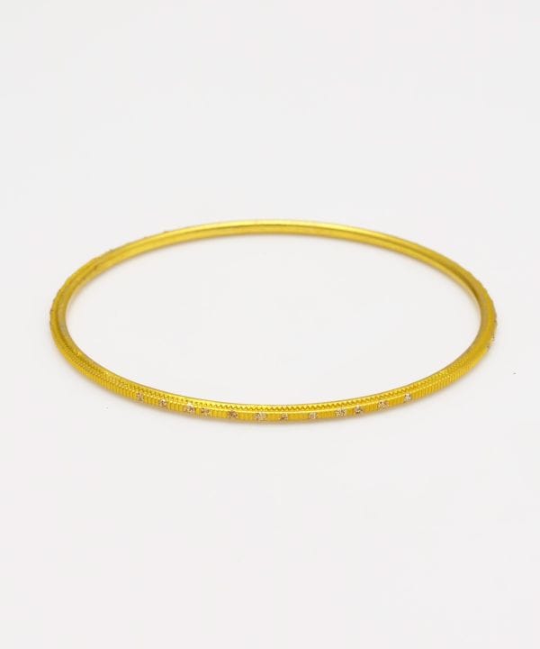 �h�b�g�����o���O��